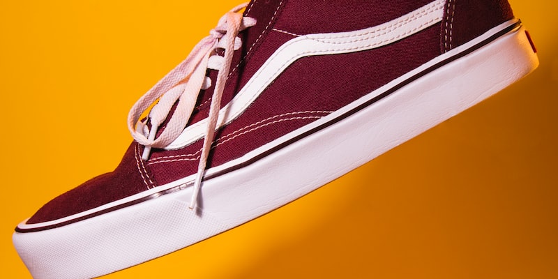 Are Vans shoes light in weight?